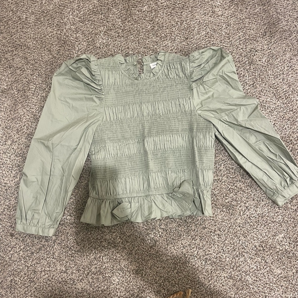 Green English Factory Top NWT!